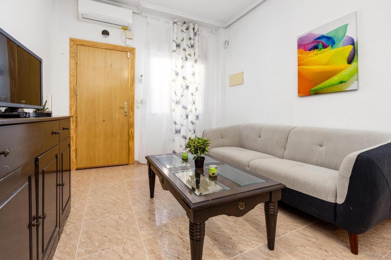 Bonito Apartamento De Dos Habitacion Y Piscina ตอร์เรเวียคา ภายนอก รูปภาพ