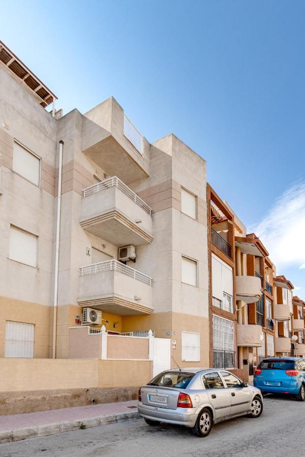 Bonito Apartamento De Dos Habitacion Y Piscina ตอร์เรเวียคา ภายนอก รูปภาพ